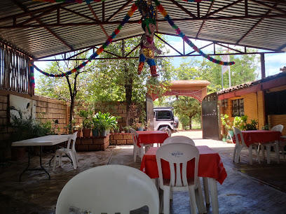 Comedor La Abuelita - Calzada de la Juventud s/n, Barrio Grande, San Juan Bautista Cuicatlán, Oax., Mexico