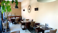 Atmosphère du Restaurant français Restaurant L'Eyra, bar à tapas et cocktails à Mios - n°13