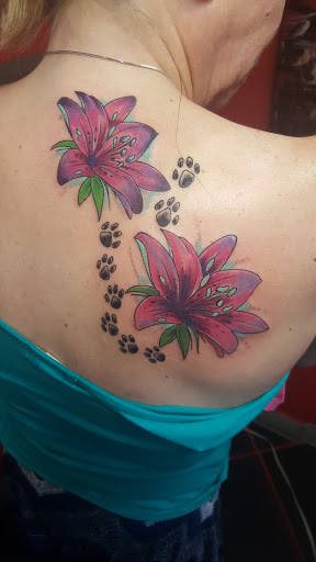 Tattoo Shop «Quality Ink -Tattoo and Piercing Studio», reviews and photos, 3604 Fort Crook Rd S, Bellevue, NE 68123, USA