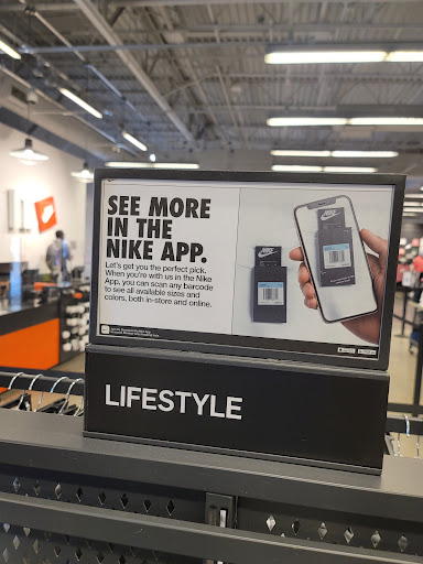 Sporting Goods Store «Nike Factory Store», reviews and photos, 15609 FL-535, Orlando, FL 32821, USA