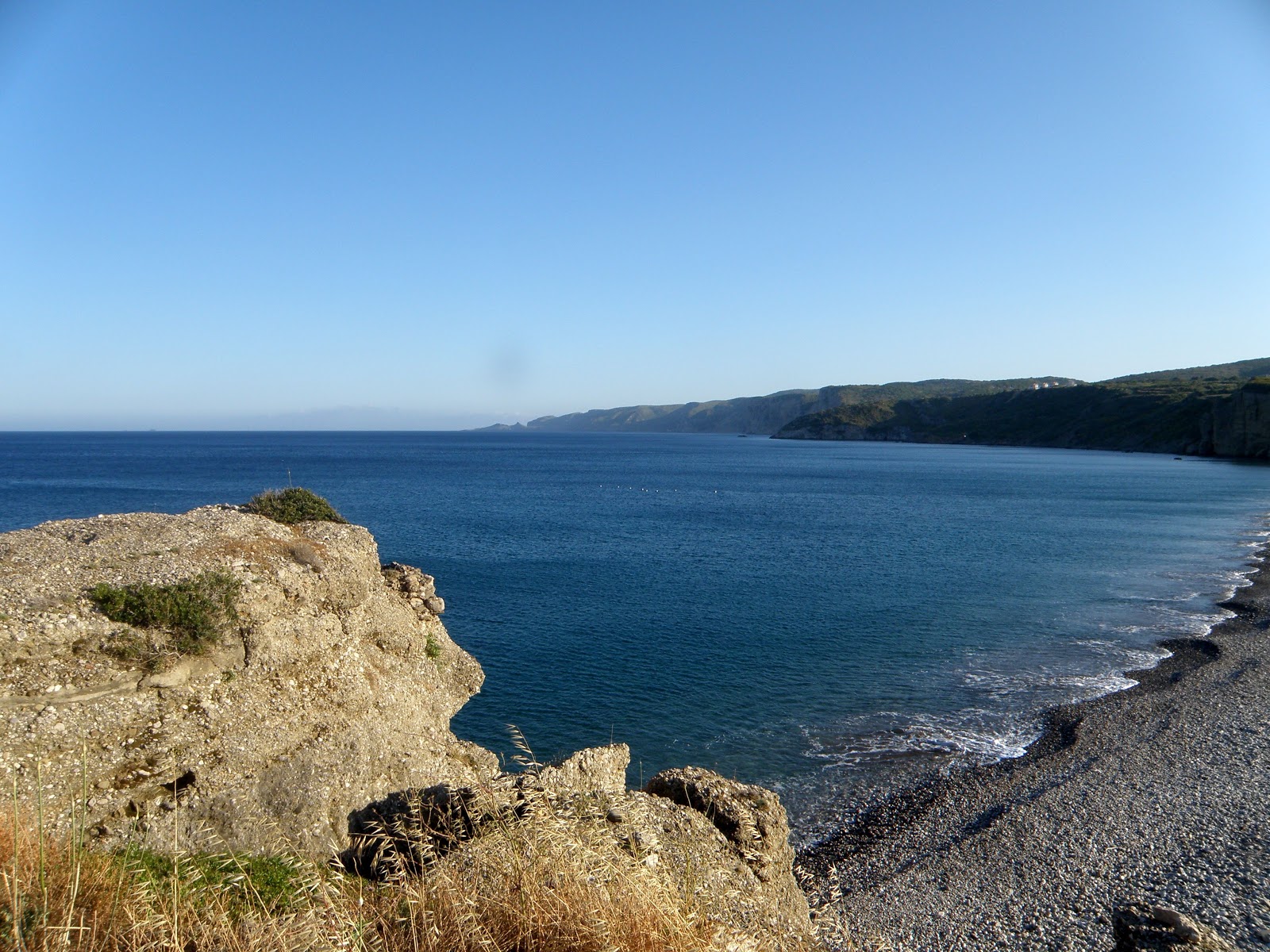 Foto von Paralia Limni wilde gegend