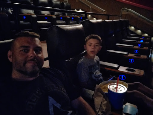 Movie Theater «Regal Cinemas Fox Run 15 & RPX», reviews and photos, 45 Gosling Rd, Newington, NH 03801, USA