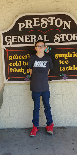 Grocery Store «Preston General Store», reviews and photos, 30365 SE High Point Way, Preston, WA 98050, USA