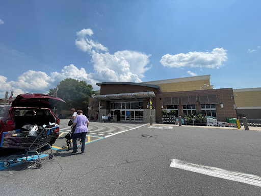 Department Store «Walmart Supercenter», reviews and photos, 45415 Dulles Crossing Plaza, Sterling, VA 20166, USA