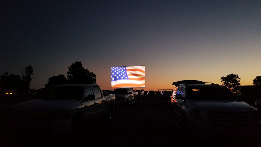 Drive-in Movie Theater «Holiday Drive-IN Theater», reviews and photos, 1055 IN-37, Mitchell, IN 47446, USA