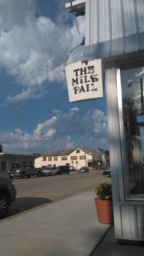Ice Cream Shop «The Milk Pail», reviews and photos, 36 W Marshall St, Rice Lake, WI 54868, USA