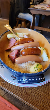 Choucroute d'Alsace du Restaurant de spécialités alsaciennes Brasserie Chez Hansi à Colmar - n°5