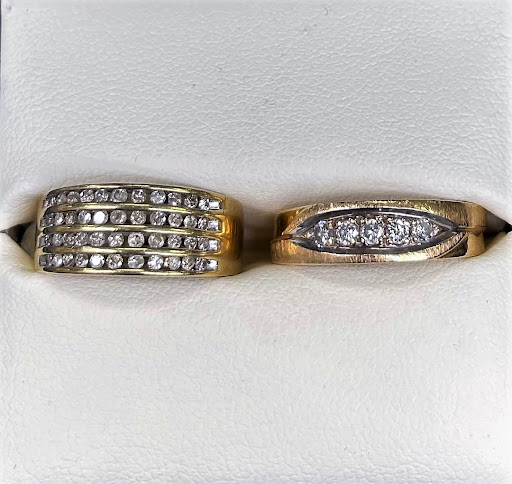 Jewelry Store «Albany Guns Coins & Jewelry», reviews and photos, 1225 Pacific Blvd SE, Albany, OR 97321, USA