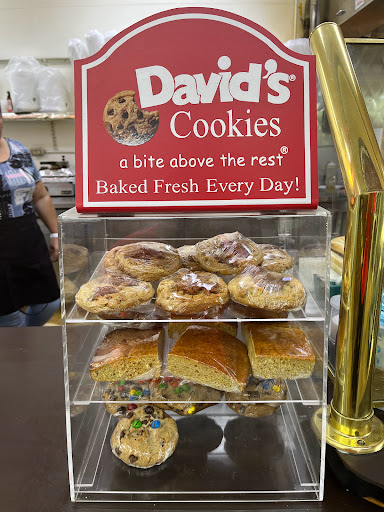 Grocery Store «Crossroad Market & Deli Inc», reviews and photos, 10800 N Military Trl # 120, West Palm Beach, FL 33410, USA