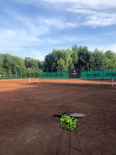 U-NEXT Tennis Academy