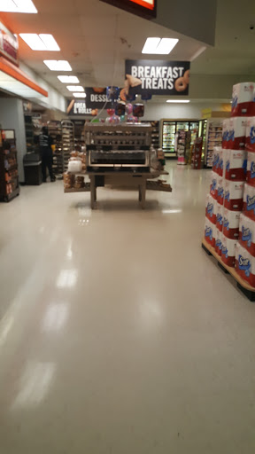 Grocery Store «Stop & Shop», reviews and photos, 154 Westchester Ave, White Plains, NY 10604, USA