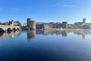 Thomond Bridge image