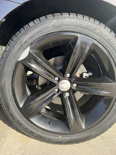 Tire Shop «Discount Tire Store - Humble, TX», reviews and photos, 20130 US-59, Humble, TX 77338, USA