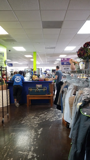Thrift Store «Goodwill Retail & Donation Center», reviews and photos, 4716 Chiquita Blvd S, Cape Coral, FL 33914, USA
