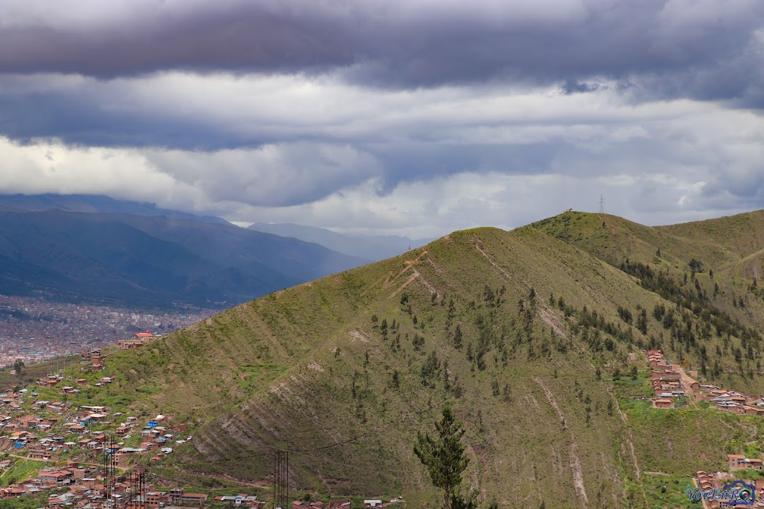 Cerro Splayer TUCUMA Cusco