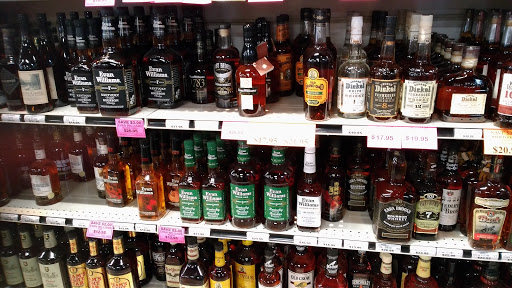 Liquor Store «Troutdale Liquor Store», reviews and photos, 3030 NE Hogan Dr, Gresham, OR 97030, USA