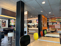Atmosphère du Restauration rapide McDonald's à Sens - n°2
