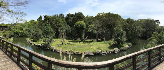 平川動物公園 世界のツルゾーン