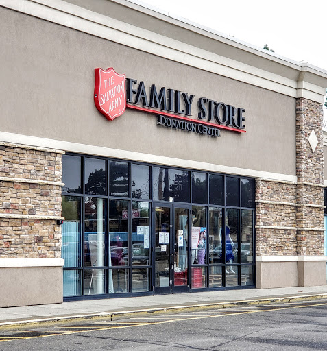 Thrift Store «The Salvation Army Family Store», reviews and photos, 345 Huntington Turnpike, Bridgeport, CT 06610, USA