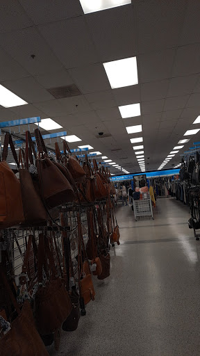 Clothing Store «Ross Dress for Less», reviews and photos, 1425 E Hallandale Beach Blvd, Hallandale Beach, FL 33009, USA