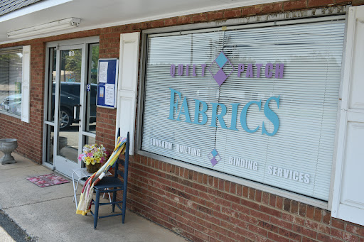 Quilt Patch Fabrics Ltd, 1017 Stallings Rd, Matthews, NC 28104, USA, 