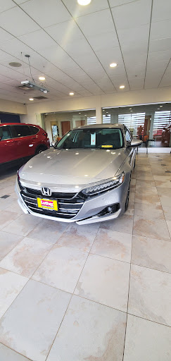 Honda Dealer «Luther Hopkins Honda», reviews and photos, 250 5th Ave S, Hopkins, MN 55343, USA