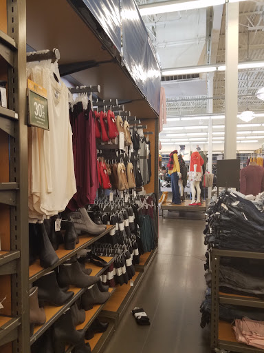 Clothing Store «Old Navy», reviews and photos, 8560 E 49th Pl, Denver, CO 80238, USA