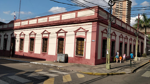 Escuela de Ciencias Sociales y Politicas UNA