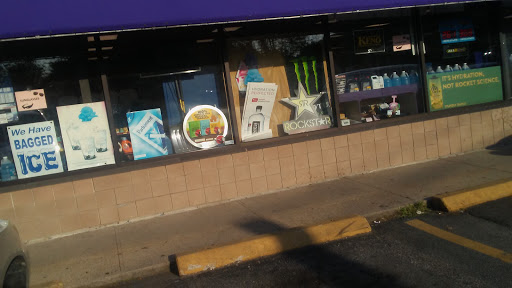 Grocery Store «Braintree Market N Deli», reviews and photos, 978 Liberty St, Braintree, MA 02184, USA