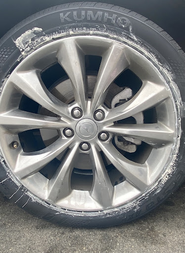 Auto Parts Store «Pep Boys Auto Parts & Service», reviews and photos, 6136 W Manchester Ave, Westchester, CA 90045, USA