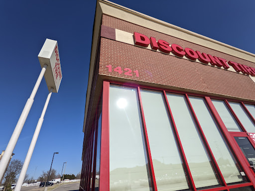 Discount Tire Store - Moore, OK, 1421 S I-35 Service Rd, Moore, OK 73160, USA, 