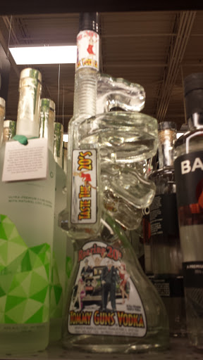 Liquor Store «Liquor Barn», reviews and photos, 1705 N Dixie Hwy #100, Elizabethtown, KY 42701, USA