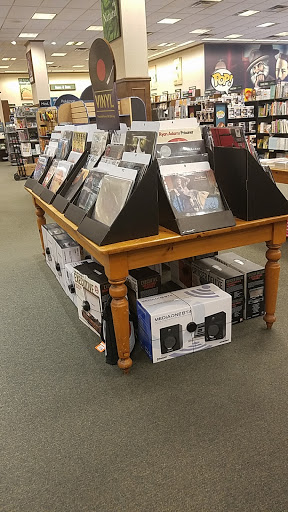 Book Store «Barnes & Noble Booksellers Ingram Festival», reviews and photos, 6065 NW Loop 410 #185, San Antonio, TX 78238, USA