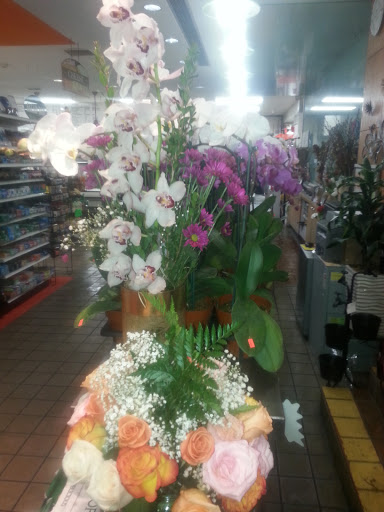 Grocery Store «Sweet Pea - Gourmet Grocery Store», reviews and photos, 1483 Broadway, Hewlett, NY 11557, USA