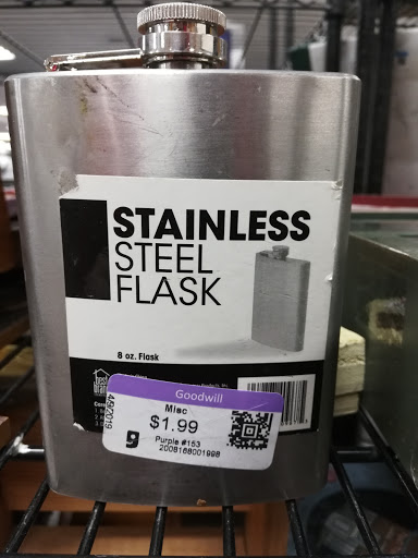 Thrift Store «32nd St & Chandler Goodwill Retail Store & Donation Center», reviews and photos, 15633 S 32nd St, Phoenix, AZ 85048, USA