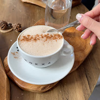 Cappuccino du Restaurant servant le petit-déjeuner Coffee Moments - Café Lyon 3 - n°10