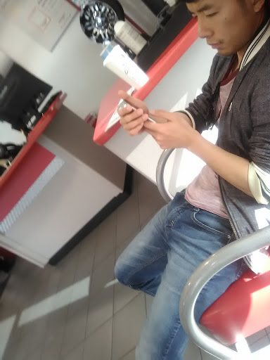 Tire Shop «Discount Tire Store - San Diego, CA», reviews and photos, 5860 Miramar Rd, San Diego, CA 92121, USA