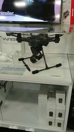 Electronics Store «Best Buy», reviews and photos, 6595 Strip Ave NW, North Canton, OH 44720, USA