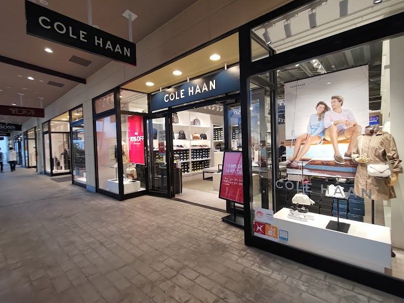 COLEHAAN 三井アウトレットパーク幕張店