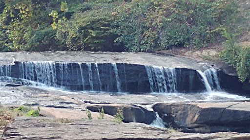 Park «Falls Park on the Reedy», reviews and photos, 601 S Main St, Greenville, SC 29601, USA