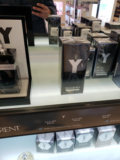 Hair Salon «Ulta Beauty», reviews and photos, 2023 N Prospect Ave, Champaign, IL 61822, USA