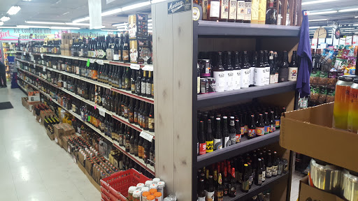 Grocery Store «La Riviera Market and Spirits», reviews and photos, 9331 La Riviera Dr, Sacramento, CA 95826, USA