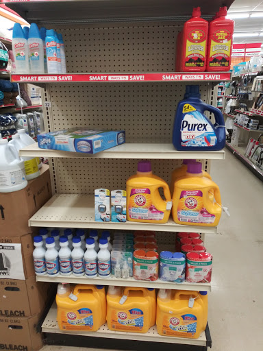 Dollar Store «FAMILY DOLLAR», reviews and photos, 2929 Saunders Settlement Rd, Sanborn, NY 14132, USA