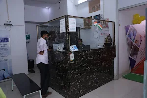 Lilavati Hospital & Trauma Centre image