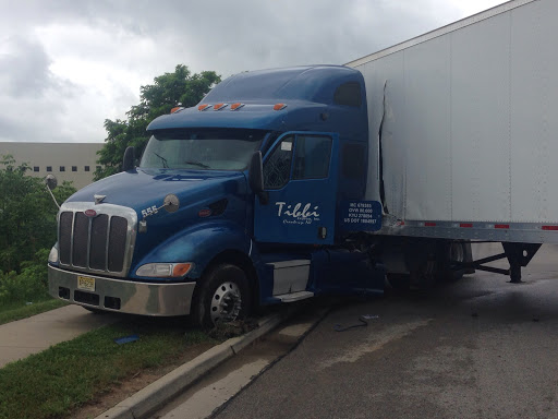 Towing Service «RBI Truck & Trailer Repair», reviews and photos, 15487 Lebanon-Crittenden Rd, Verona, KY 41092, USA