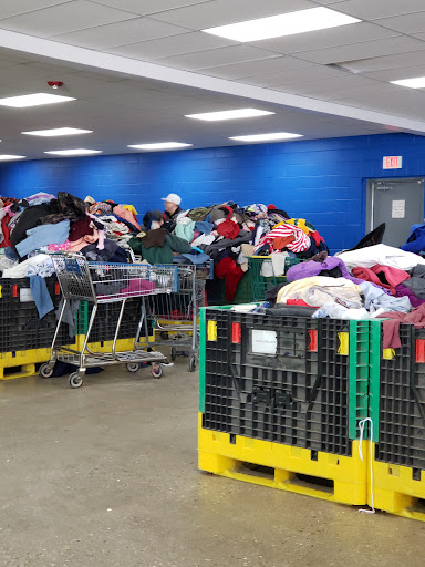 Thrift Store «St. Vincent de Paul Dig & Save Outlet», reviews and photos, 1900 S Park St, Madison, WI 53713, USA
