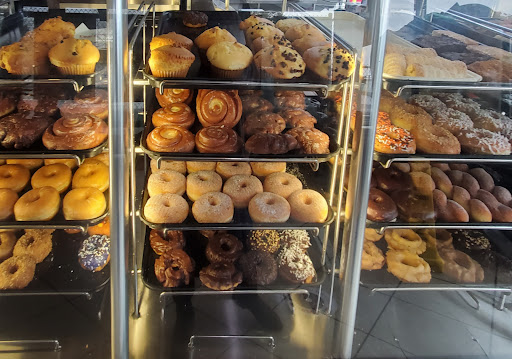 Donut Shop «Yum Yum Donuts», reviews and photos, 8139 W Manchester Ave, Playa Del Rey, CA 90293, USA