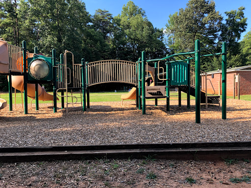 Golf Course «Bur-Mil Park Golf Course», reviews and photos, 5834 Bur-Mill Club Rd, Greensboro, NC 27410, USA