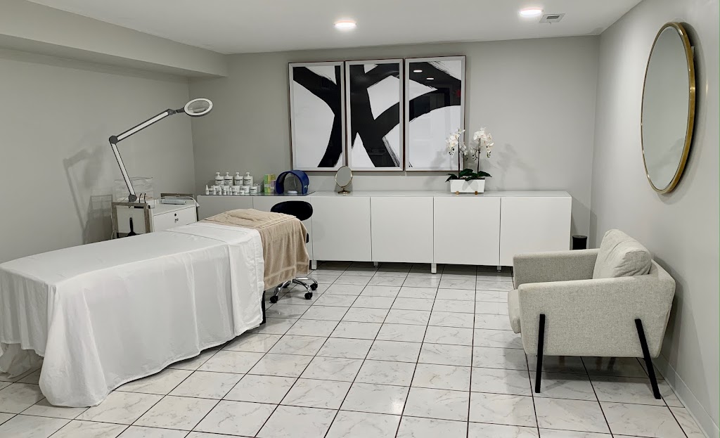 Marconi Castle Skincare 02150