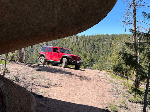 Car Dealer «Medved Chrysler Dodge Jeep Ram», reviews and photos, 1520 S Wilcox St, Castle Rock, CO 80104, USA